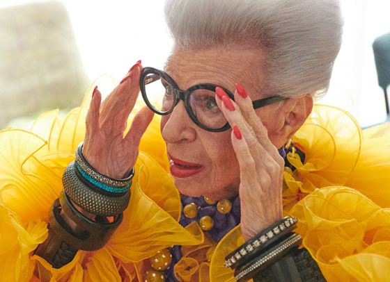 Айрис Апфел празнува 100 години в колаборация с H&amp;M