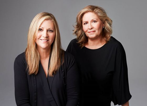 Лив Константин: дуото, което превзе света и книжните класации