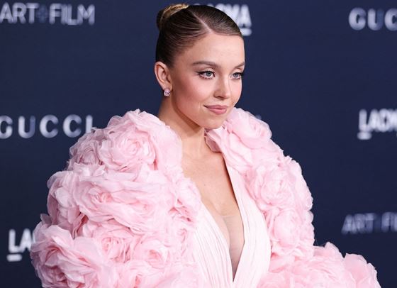 Троловете критикуват голите сцени на Сидни Суини, но тя има отговор