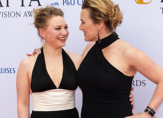 Кейт Уинслет представи дъщеря си на света