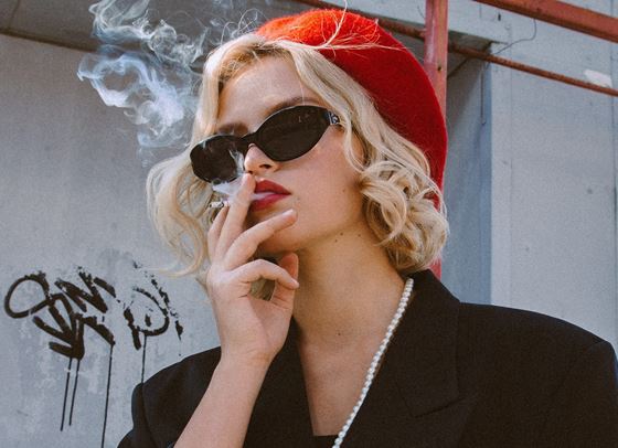 Няколко V cute грим визии за вашата романтична вечер