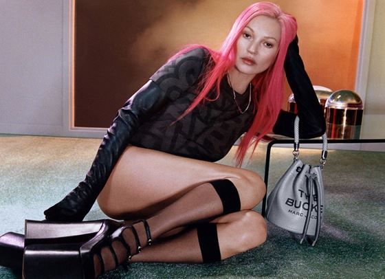 Кейт Мос се появи в розовата си ретро визия за Marc Jacobs