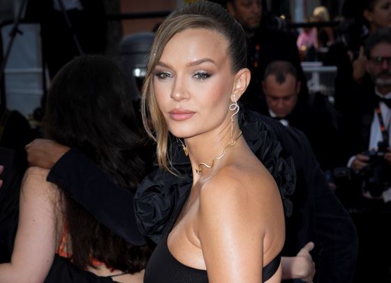 Джоузефин Скривър разкри пола на бъдещото си бебе