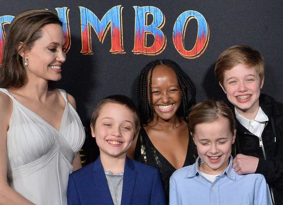 Анджелина Джоли за връзките, децата и новите роли