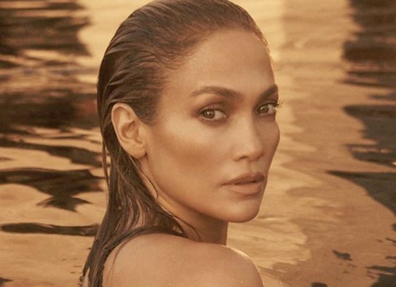 Джей Ло отговори на хейтърите, които смятат, че има ботокс