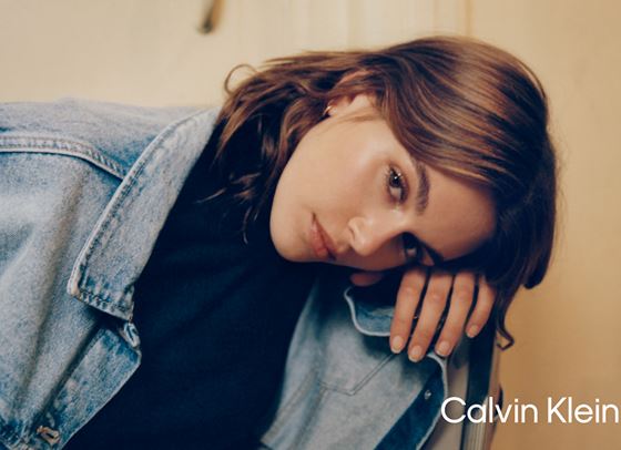 Calvin Klein продължава да разказва истории
