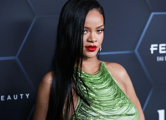 Риана продължава да обещава нова музика скоро