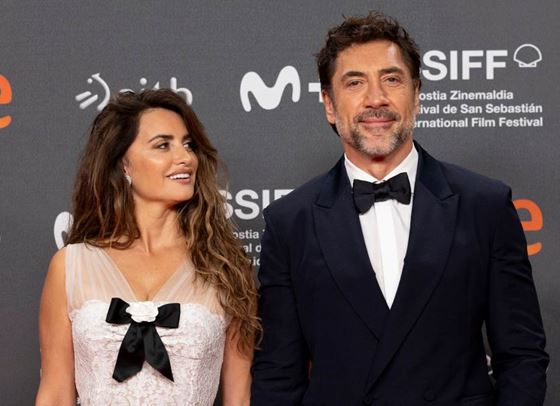 Хавиер Бардем в провокативна фотосесия пред Пенелопе