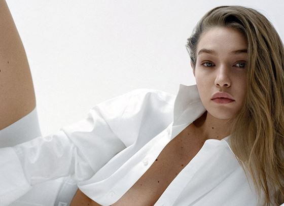 Джиджи Хадид сподели нови снимки на Кай