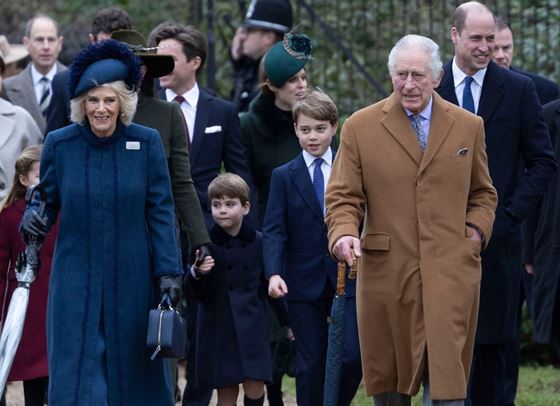 Принц Уилям е разочарован от измислените истории от екипа на Чарлз