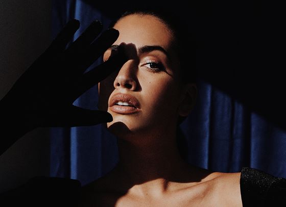 МОДА: Dark In The Night ft. Лорена Дюран