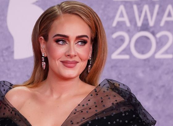 Адел ще живее в дома на Силвестър Сталоун