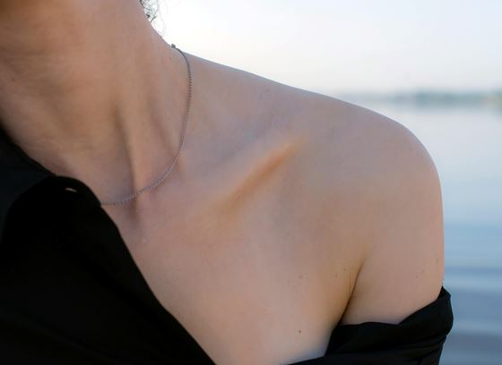 Как да забавим стареенето на кожата на шията?