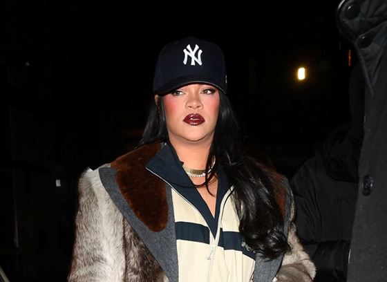 Риана се завръща на сцената с мащабно турне във Великобритания